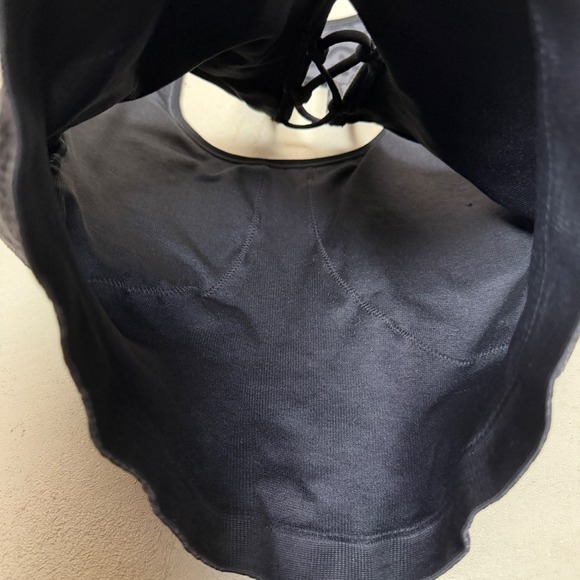 Gymshark Womens B4A4S Animal Print Lace Up Back Sports Bra Top Grey Medium - Picture 4 of 5